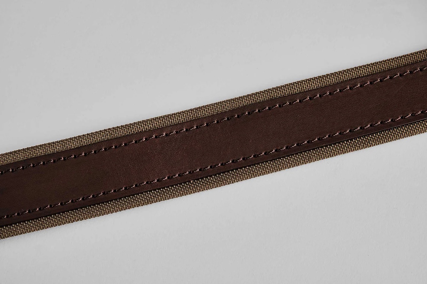 Leica 라이카 Oberwerth Bayreuth olive / dark brown
