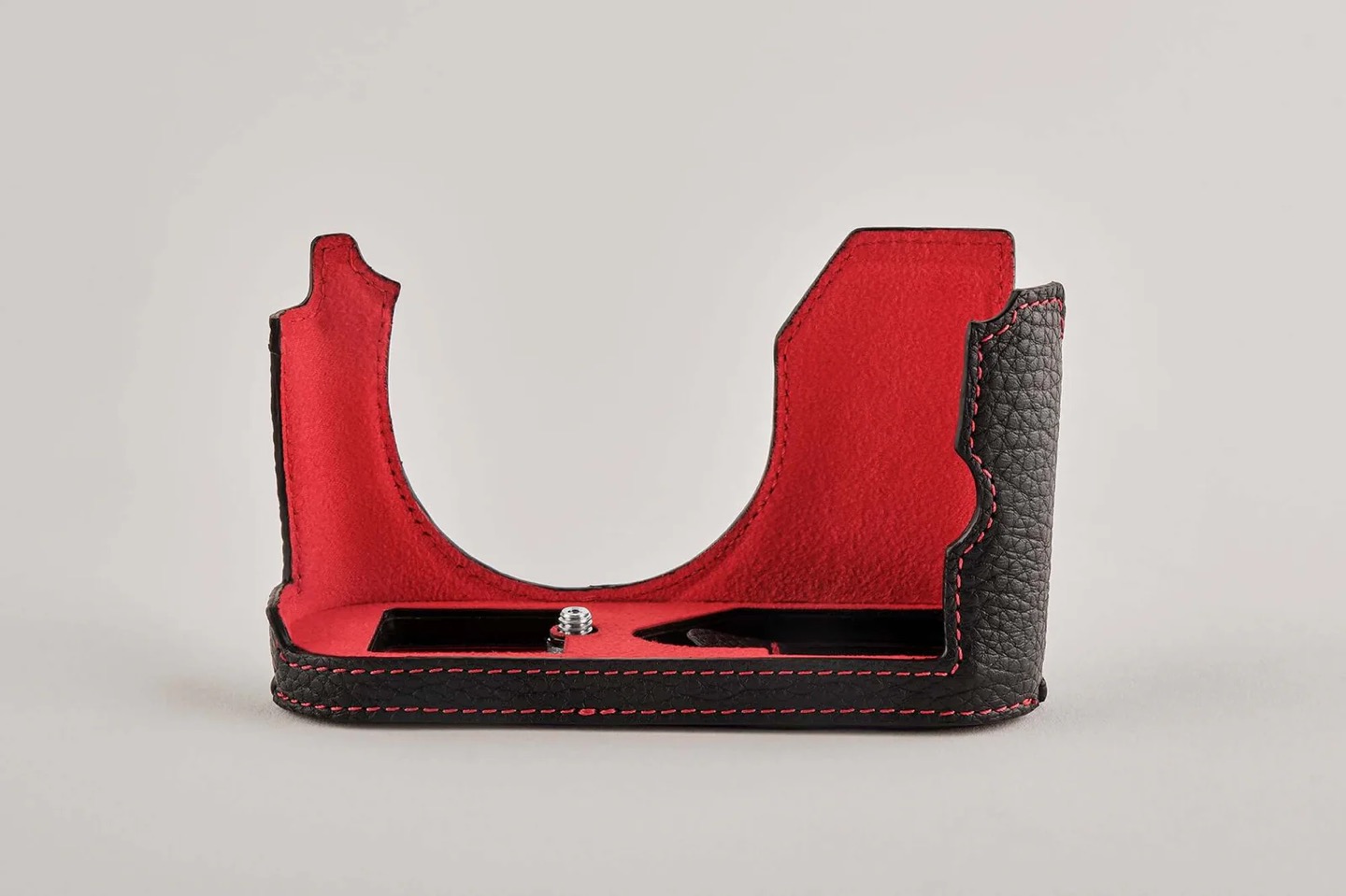 Leica 라이카 TagCase© Casual Line Leder for Leica Q3 Cow-Hide black lining red